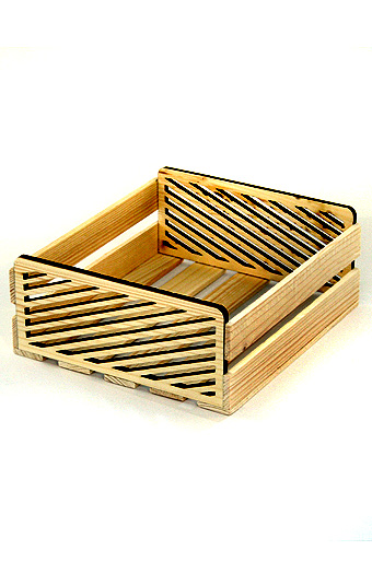 Коробка деревянная 125/612-93 лоток прямоуг. с резными ручками- косые полосы